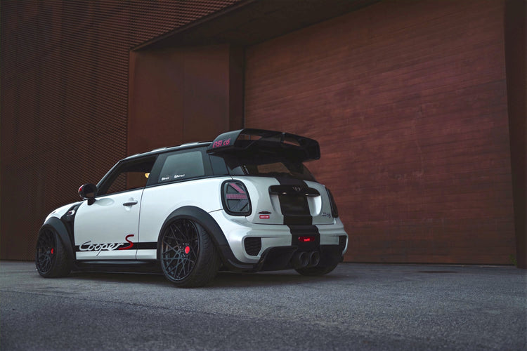 Lightweight carbon fiber rear diffuser for MINI F56