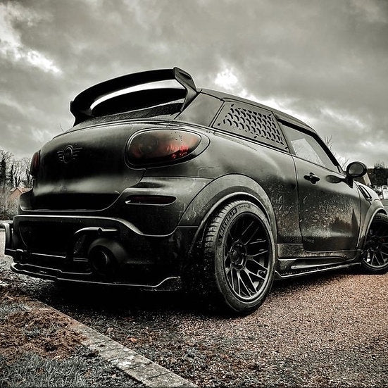 Aerodynamic rear spoiler for MINI R61 Paceman in carbon fiber