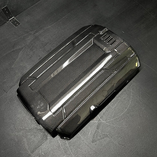 Engine Cover TSI / TFSI in Prepreg Carbon Fiber for VW GOLF 7 / 7.5 by RSi c6