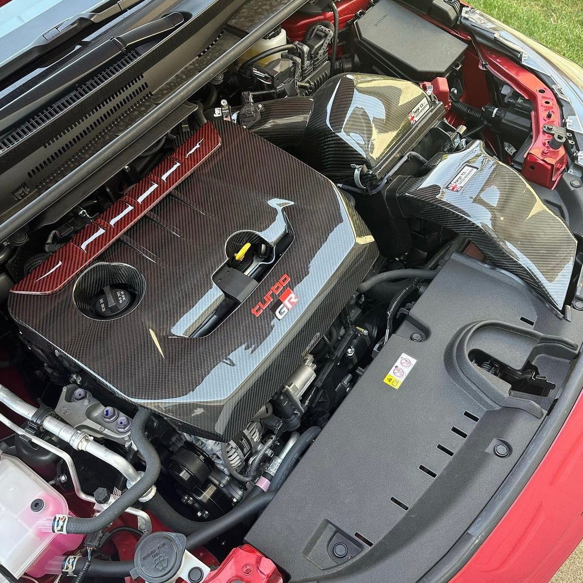 Engine Cover installed with eventuri intake in gloss Prepreg Carbon Fiber for Toyota GR Corolla by RSI c6