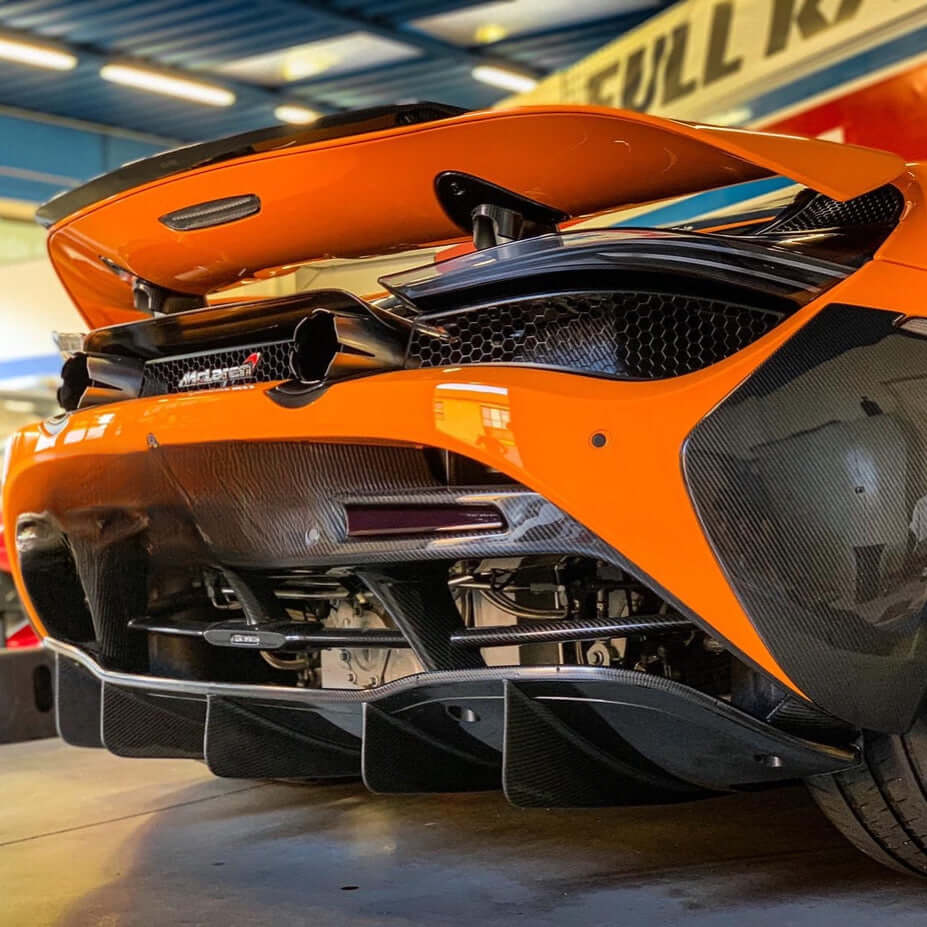 Rear Extractor Fins in Carbon Fiber for MCLAREN 720S by RSI c6