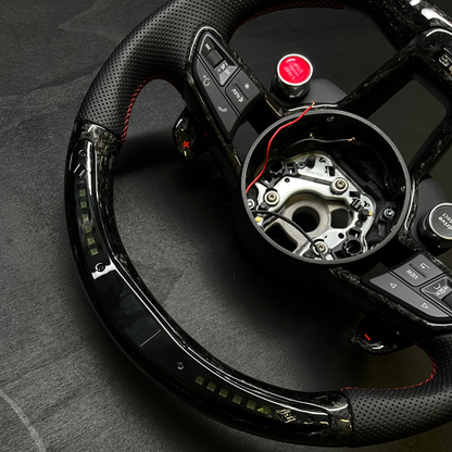 steering-wheel-custom-carbon-or-forged-carbon-audi-tt-8s-mk3