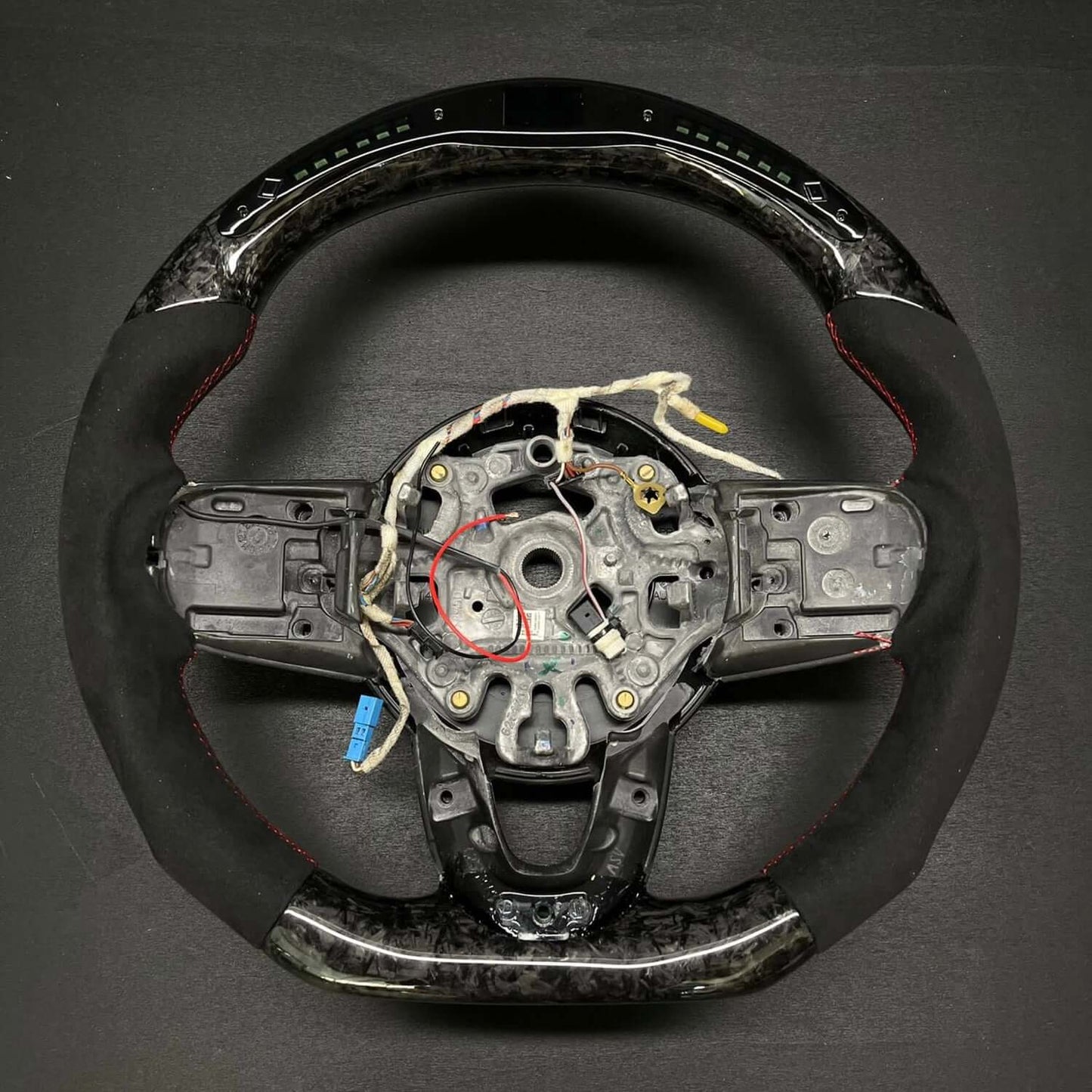 Steering Wheel Custom in Carbon Fiber/Forged Carbon for MINI F54 / F55 / F56 / F57 / F60 by RSI c6