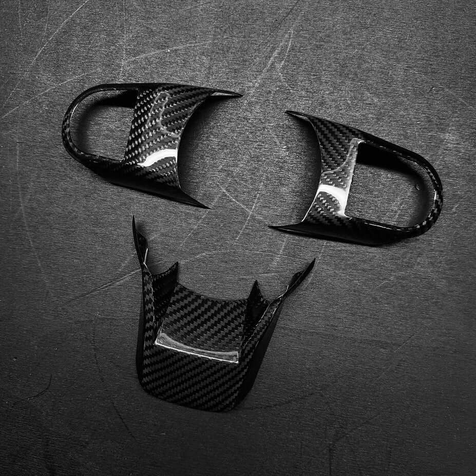 Steering Wheel Trims in Carbon Fiber for MINI LCI F54 / F55 / F56 / F57 / F60 by RSI c6