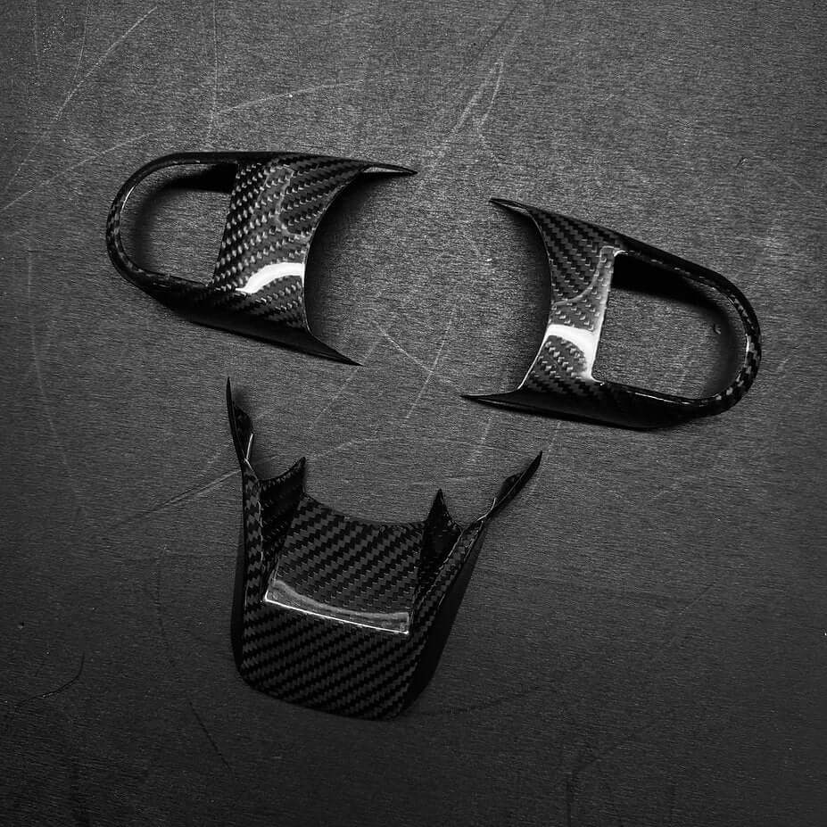 Steering Wheel Trims in Carbon Fiber for MINI LCI F54 / F55 / F56 / F57 / F60 by RSI c6