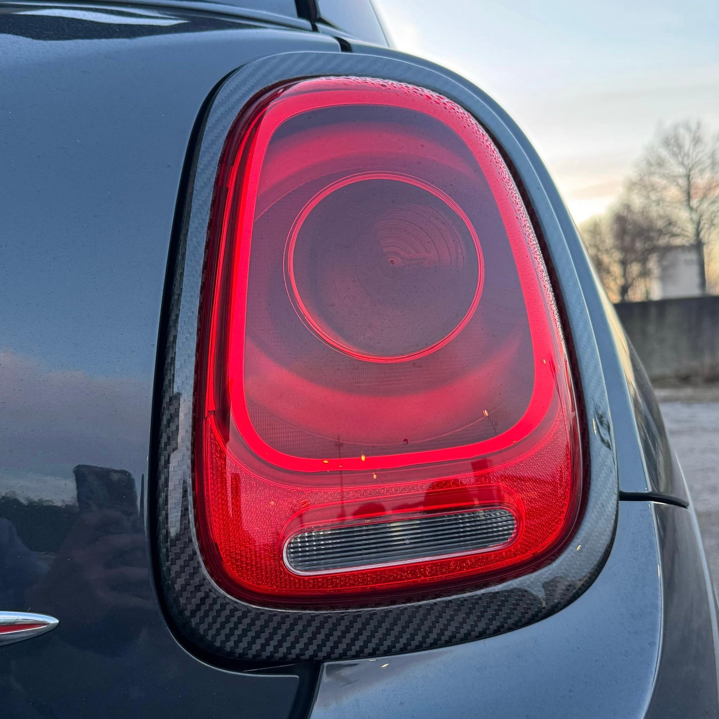 Tail Light Trim in Carbon Fiber for MINI F55 / F56 / F57 / GP3 by RSI c6