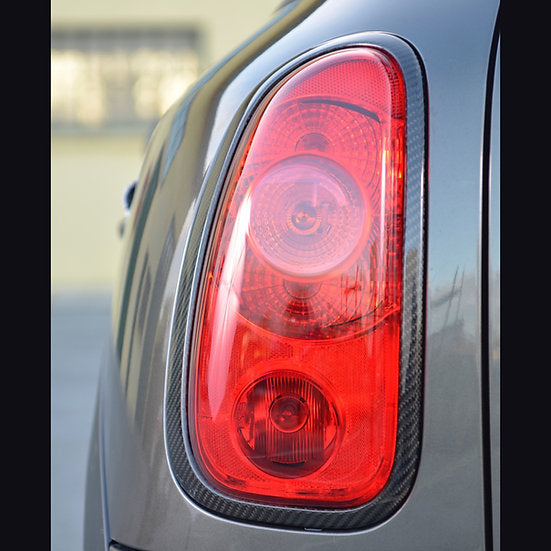 Tail Light Trims in Carbon Fiber for MINI R60 Countryman by RSI c6